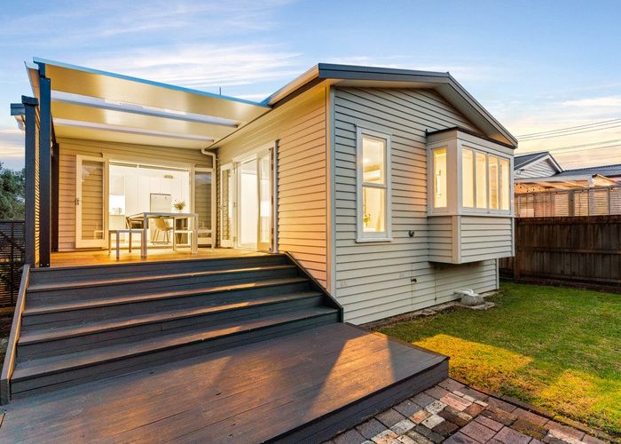  at 42 Ivanhoe Road, Grey Lynn, Auckland