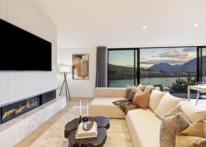  at 15C Potters Hill Drive, Town Centre, Queenstown-Lakes, Otago