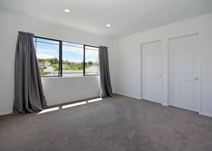  at 4 Lincoln Close, Northcross, North Shore City, Auckland