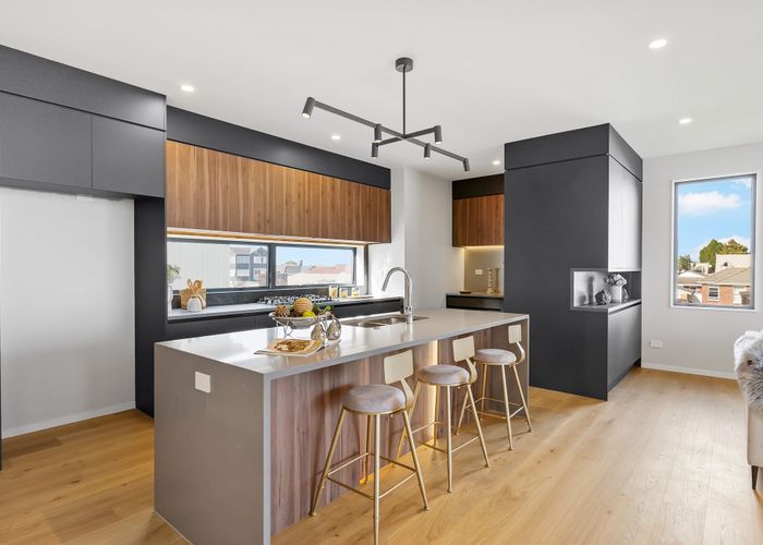  at 837D Manukau Road, Royal Oak, Auckland