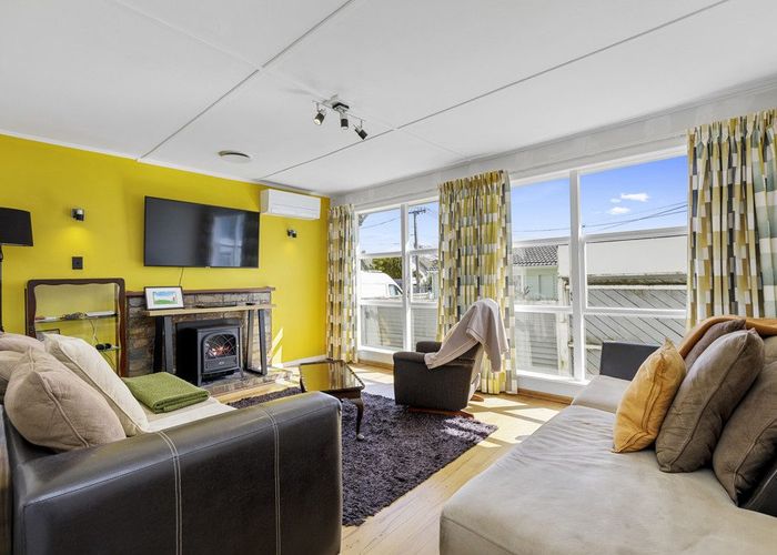  at 32 Sheridan Crescent, Trentham, Upper Hutt