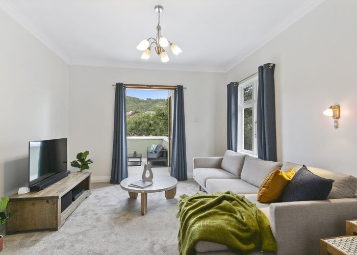  at 4 Don Street, Island Bay, Wellington