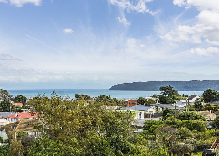  at 31 Morere Street, Titahi Bay, Porirua, Wellington