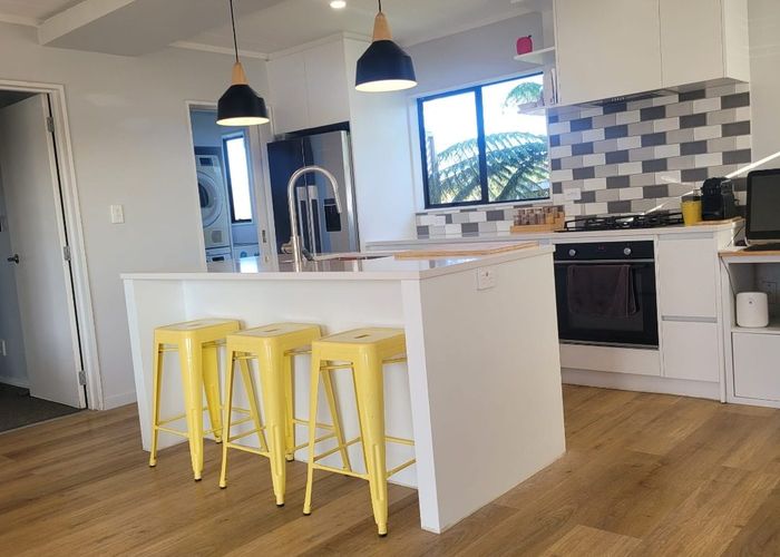  at 158 Bruce McLaren Road, Henderson, Waitakere City, Auckland