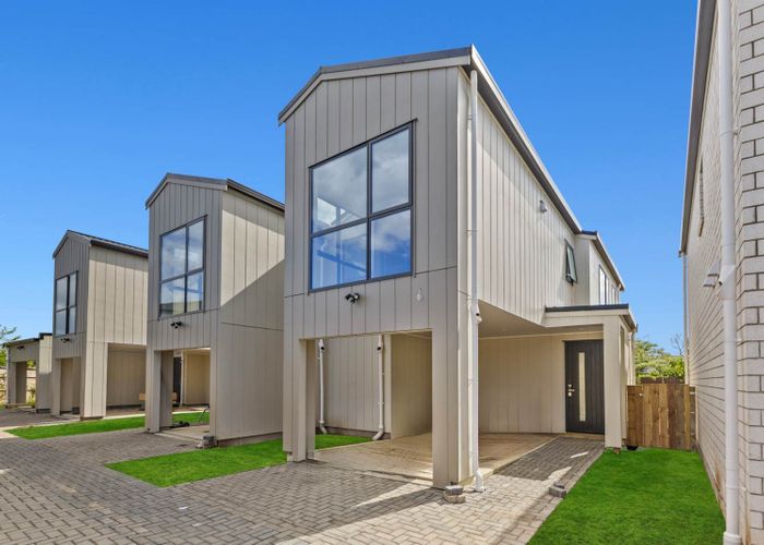  at Lot 2&3, 3 Tawa Crescent, Manurewa, Manukau City, Auckland