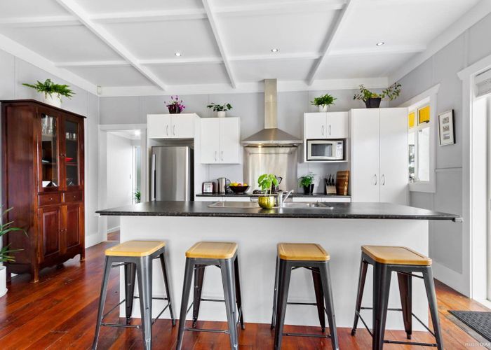  at 1A Islington Avenue, New Lynn, Auckland