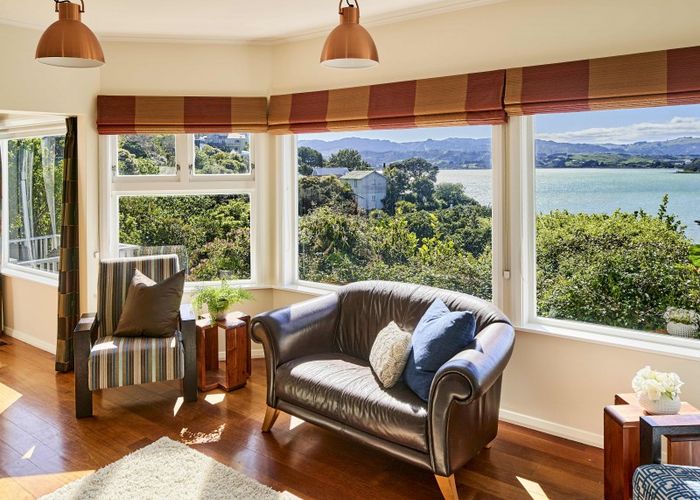  at 2 Seaview Road, Paremata, Porirua