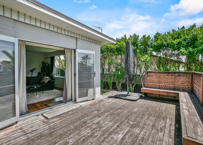  at 16 Mangorei Road, Strandon, New Plymouth
