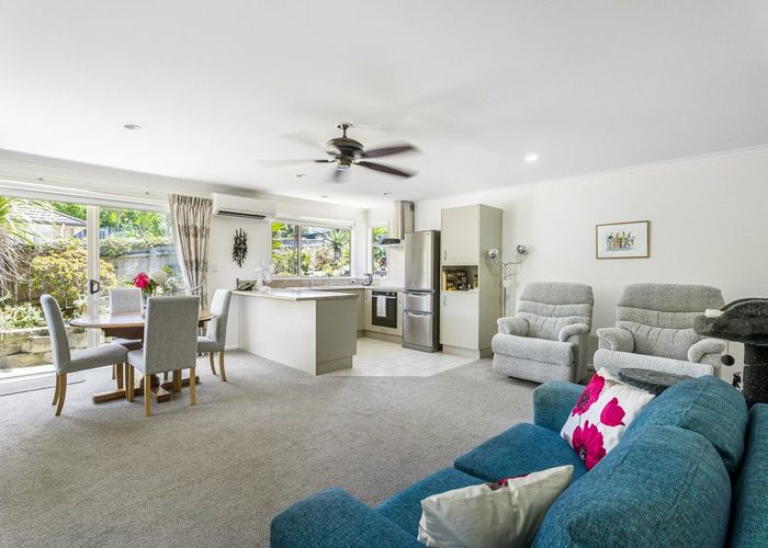  at 1/22 Ellenbury Place, Stanmore Bay, Whangaparaoa