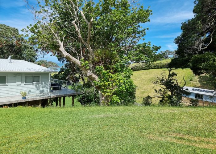  at 15 Ongutukura Way, Ōakura, Hikurangi