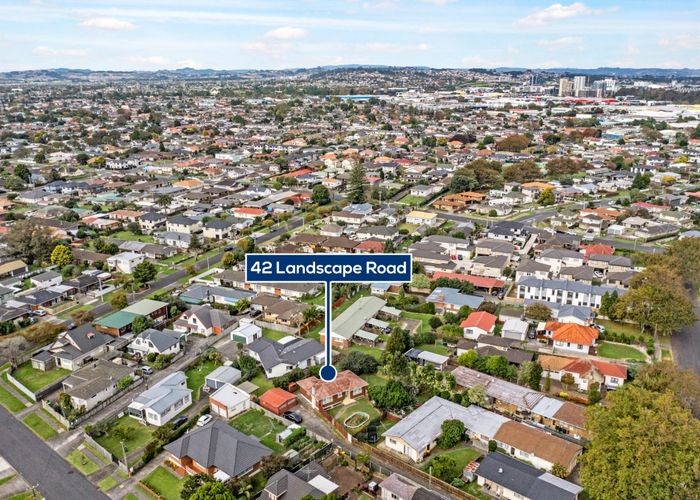  at 42 Landscape Road, Papatoetoe, Manukau City, Auckland