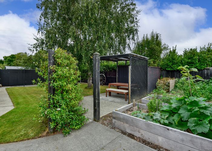  at 70 Sandwich Road, Beckenham, Christchurch