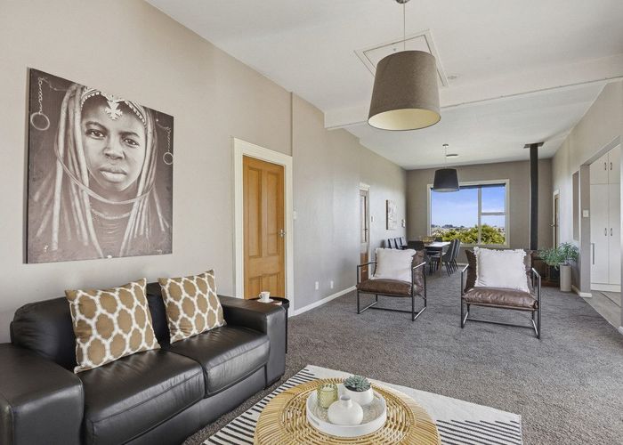  at 17 Carnarvon Street, Belleknowes, Dunedin, Otago