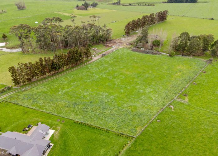  at 104 Kukutauaki Road, Koputaroa, Horowhenua, Manawatu / Whanganui