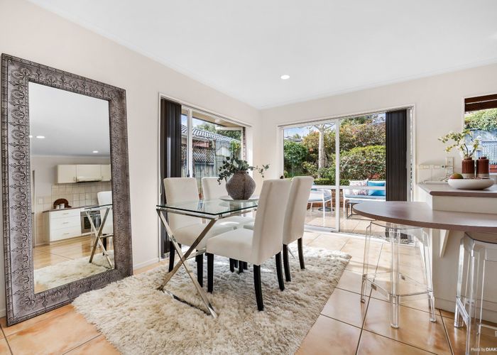 at 4/25 Nicholas Road, Somerville, Manukau
