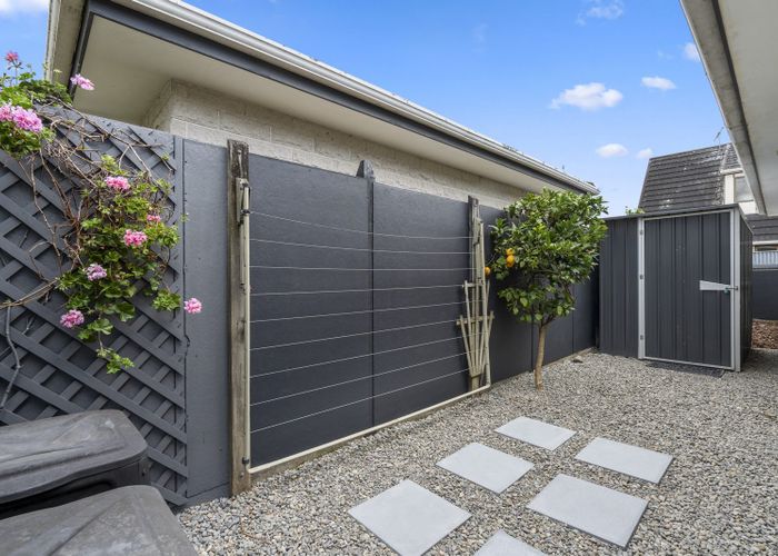  at 1/47 Whites Line West, Woburn, Lower Hutt