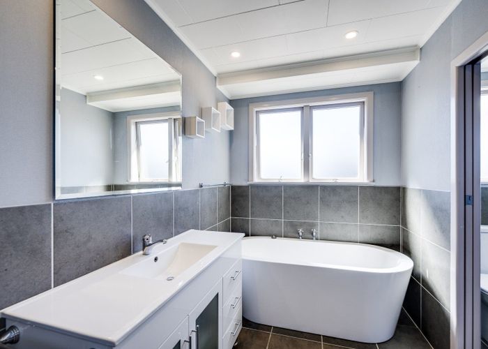  at 44 Coventry Avenue, Tamatea, Napier