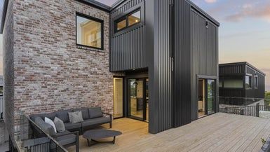  at 850 Beach Road, Waiake, Auckland