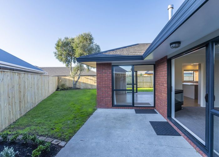  at 39 Consort Close, Paraparaumu Beach, Kapiti Coast, Wellington