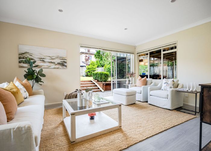  at 23 South Kensington Way, Henderson, Waitakere City, Auckland