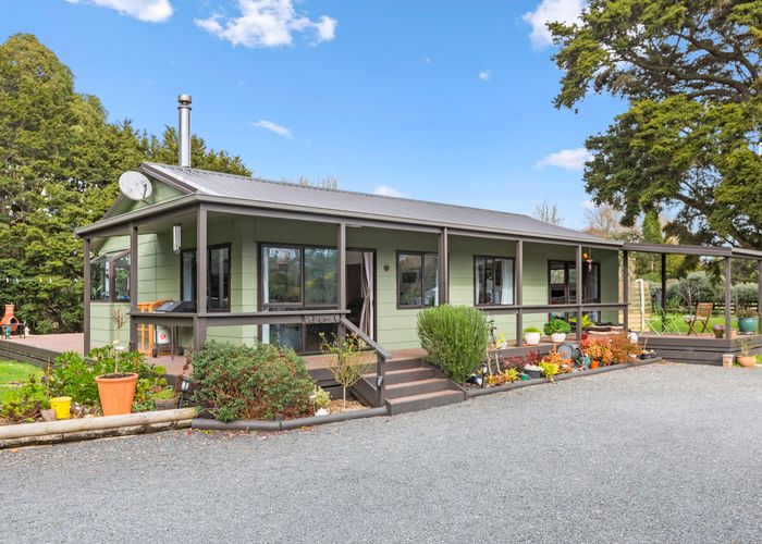  at 16 Totara Grove, Waitetuna