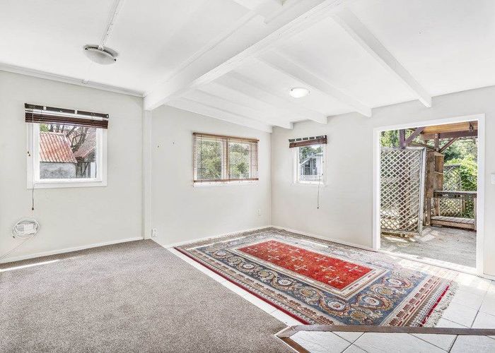  at 11 Leonard Road, Mount Wellington, Auckland