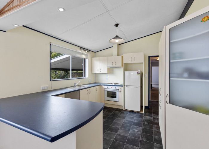  at 40 Somerset Crescent, Highbury, Palmerston North