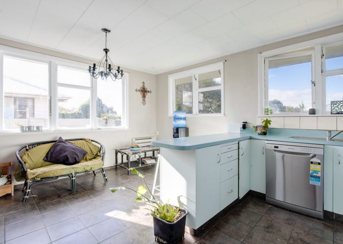  at 3 Peterhead Place, Flaxmere, Hastings