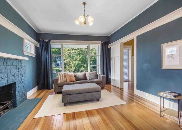  at 5 Tiri Road, Takapuna, Auckland