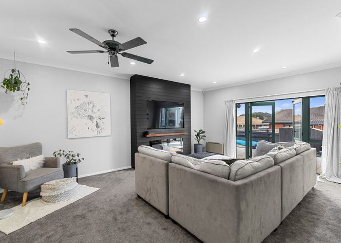  at 248 Grandview Road, Western Heights, Hamilton