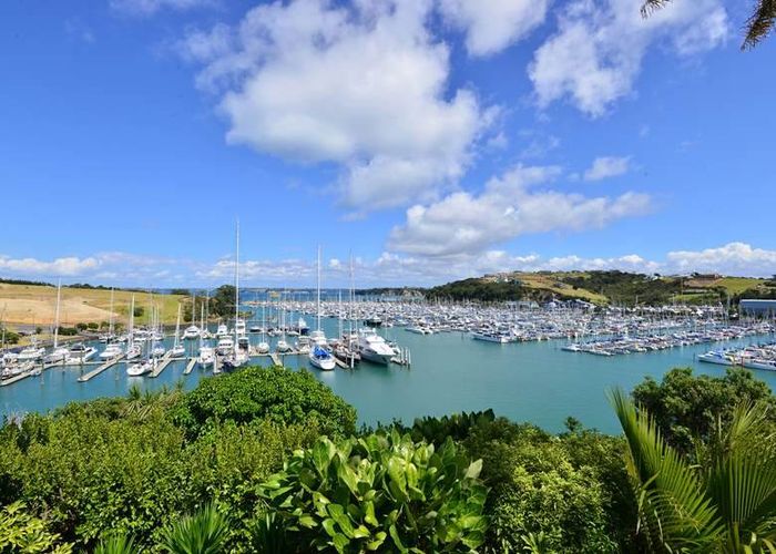  at 5 Laguna Place, Matakatia, Whangaparaoa