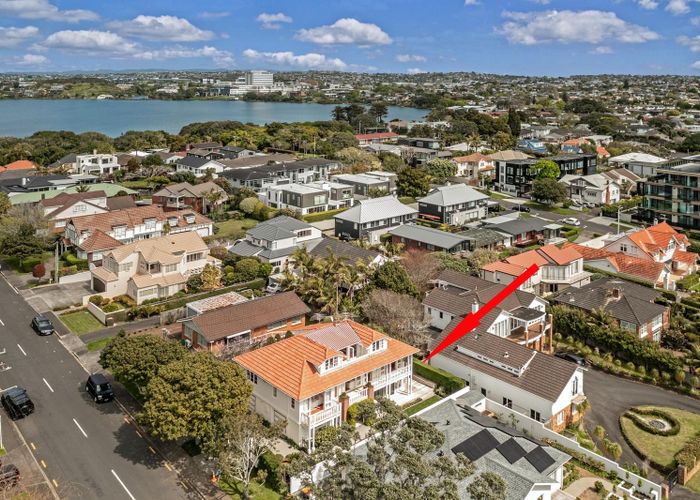  at 102A Kitchener Road, Milford, Auckland