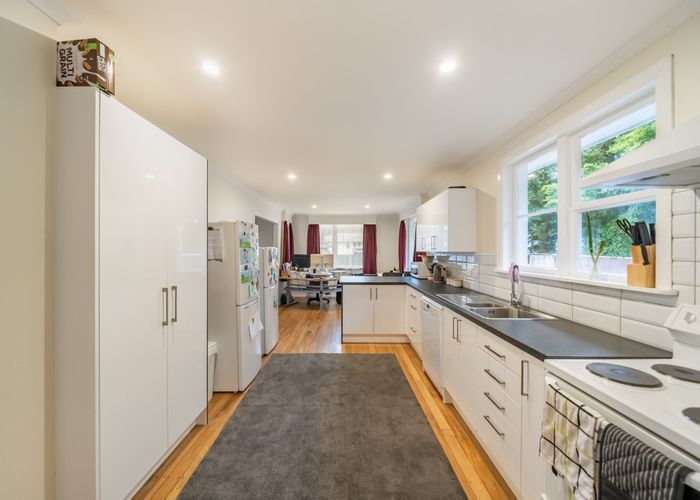  at 684 Main Road North, Te Marua, Upper Hutt