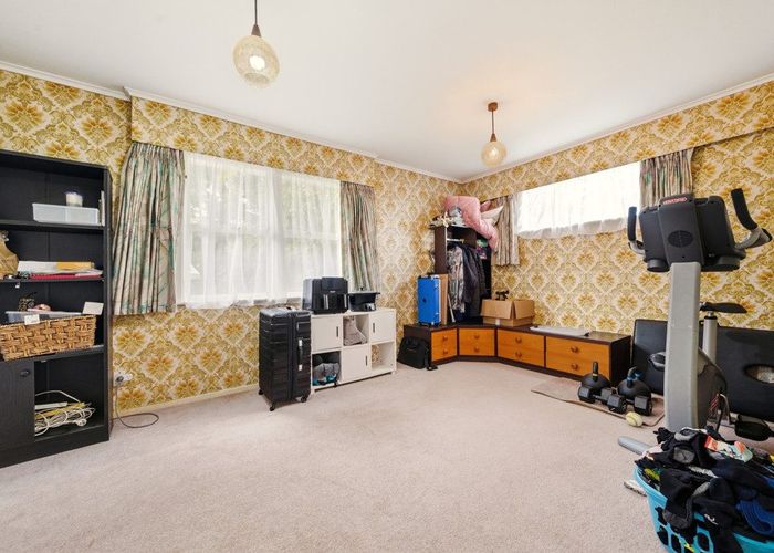  at 13 Ball place, Mount Roskill, Auckland City, Auckland