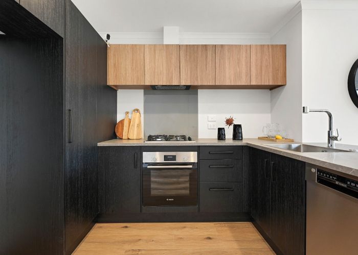  at 2/12 McEwan Place, Fitzroy, Hamilton, Waikato