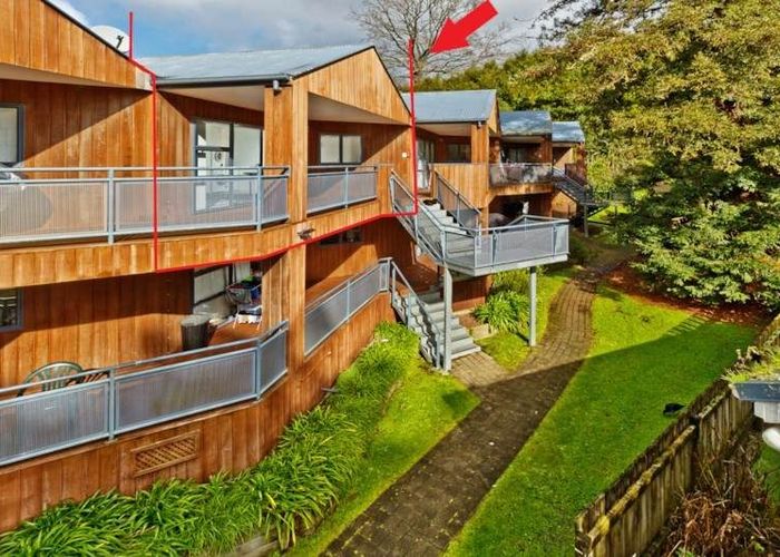  at 15/3 The Avenue, Albany, North Shore City, Auckland