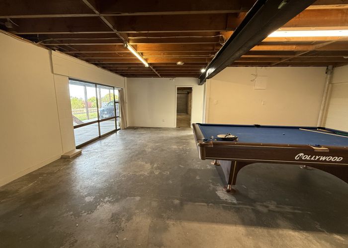  at 24 Widmore Drive, Massey, Waitakere City, Auckland