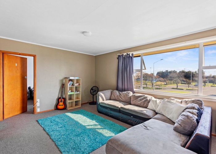  at 2/41 Kawaka Street, Mount Maunganui, Mount Maunganui