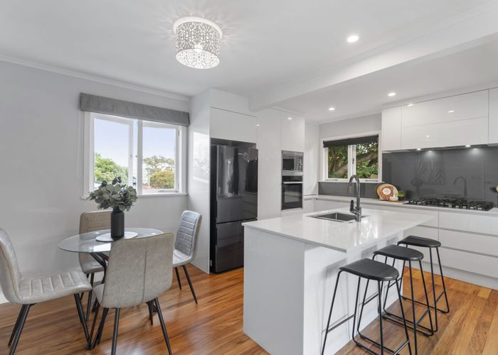 at 1A Smith Crescent, Onehunga, Auckland