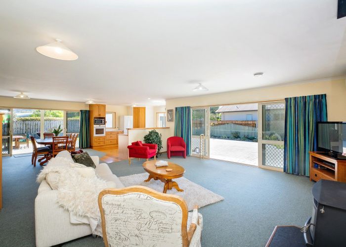  at 13A Grey Street, Bay View, Napier