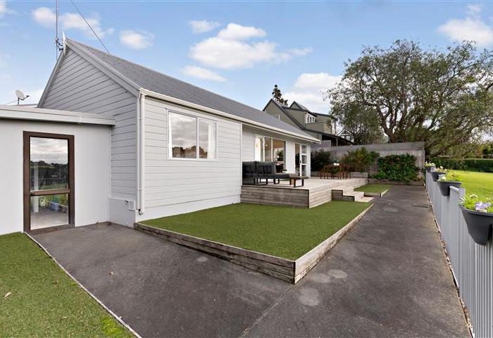  at 136A Riddell Road, Glendowie, Auckland