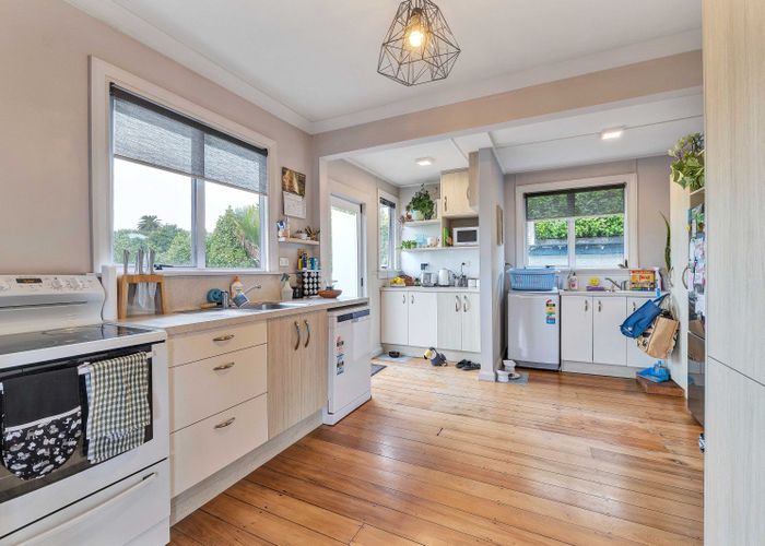  at 79 Mangorei Road, Strandon, New Plymouth, Taranaki