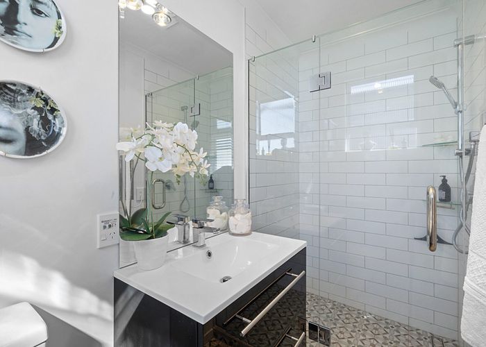  at 11 Burns Street, Westown, New Plymouth, Taranaki