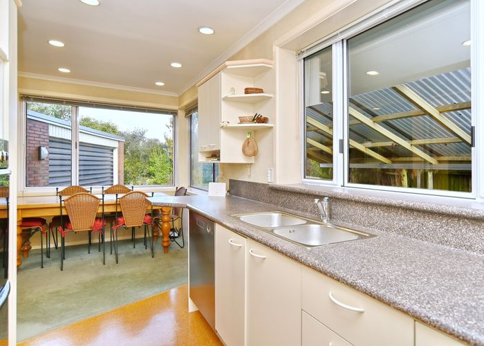  at 8 Ron Place, Bishopdale, Christchurch