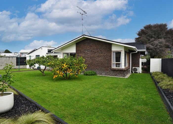  at 6 Norma Place, Riverlea, Hamilton