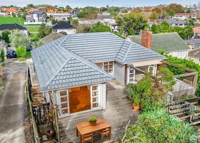 at 25 Alamein Avenue, Belmont, North Shore City, Auckland