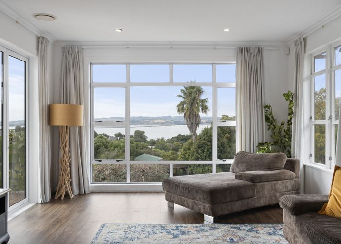  at 4 Fenton Terrace, Cockle Bay, Manukau City, Auckland
