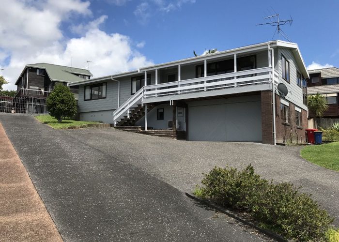  at 31 Marina View Drive, West Harbour, Waitakere City, Auckland
