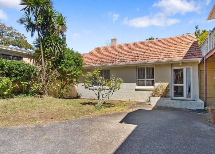  at 1-4 & 5-8/441 Dominion Road, Mount Eden, Auckland City, Auckland