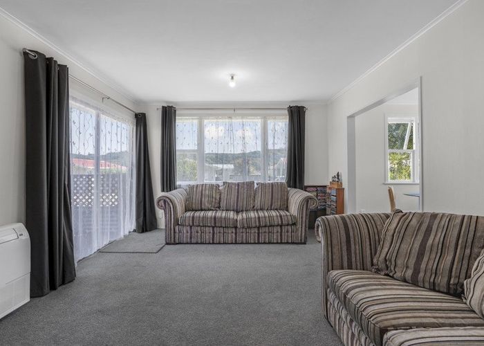  at 11 Dewsbury Grove, Wainuiomata, Lower Hutt